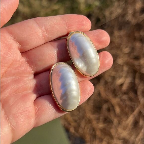 Classic Gold and Pearl Oval Earrings - Picture 4 of 5